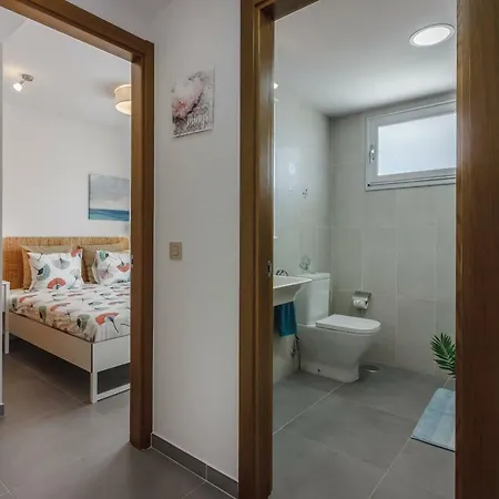 Calle Pizarro, Nº 8, El Medano Гранадилла-де-Абона
